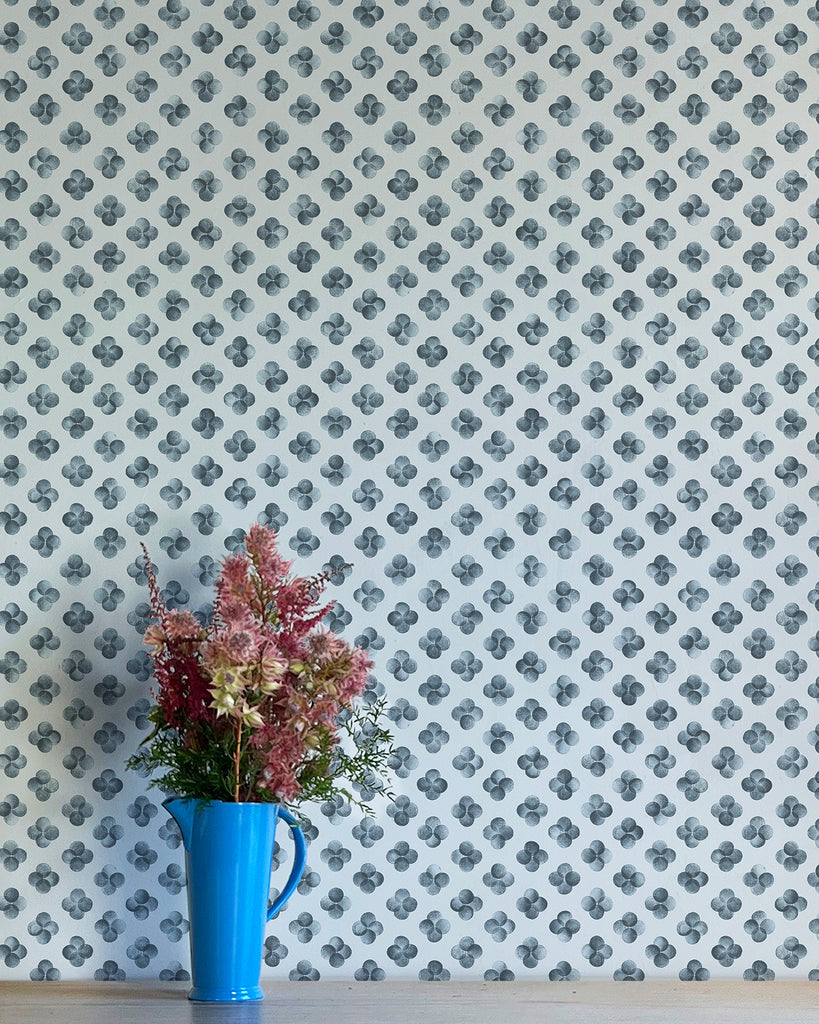 Quattro - Point Blue Wallpaper